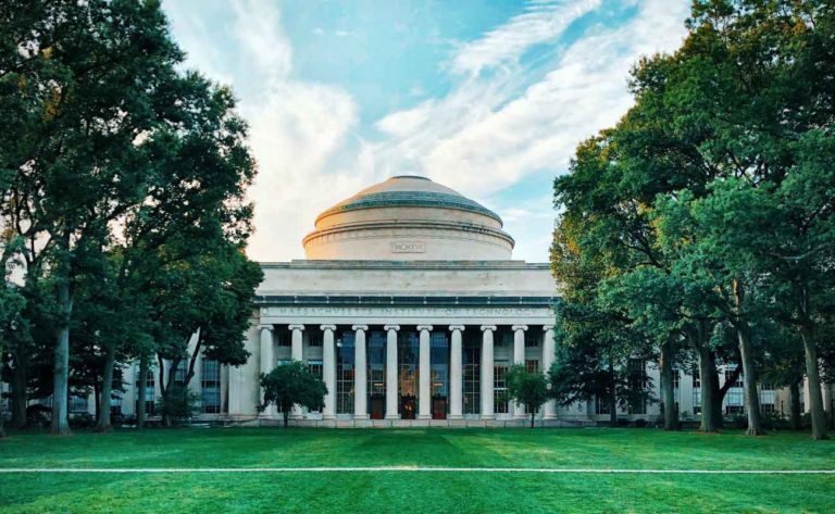 Estudiantes Del Mit Capacitarán A Jóvenes Brasileños Como Desarrolladores De Aplicaciones A Través De Colaboración Con C6 Bank