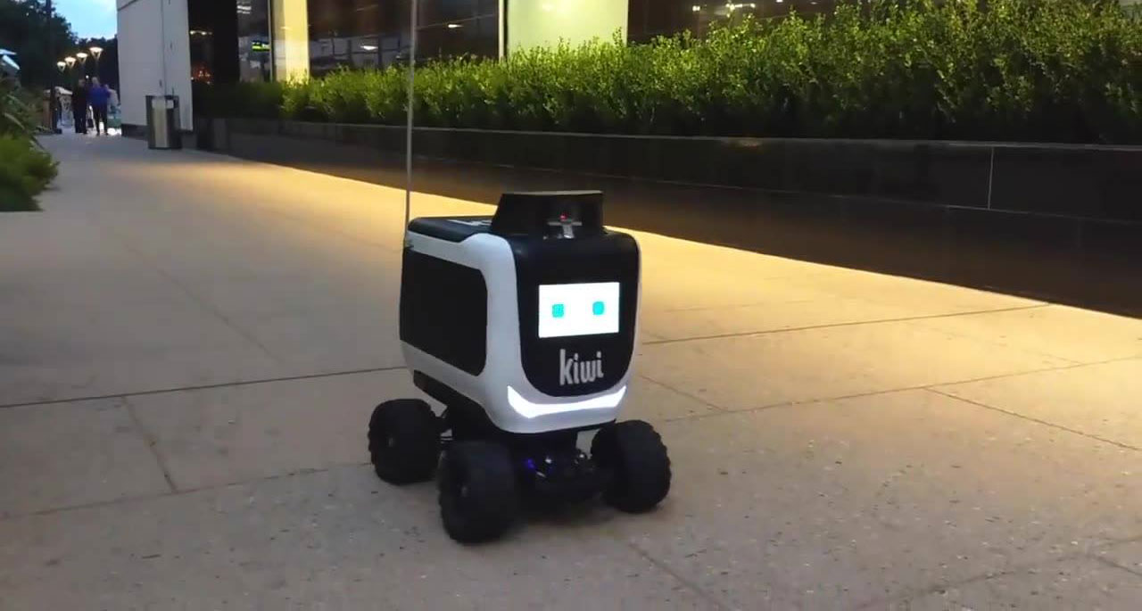 Kiwibot originally used its delivery robots for B2C markets
