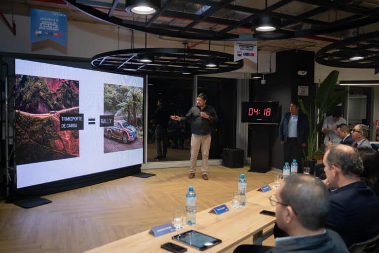 AVIRU was the winner of the eAwards Peru 2023, organized by NTT DATA in collaboration with NTT DATA FOUNDATION.