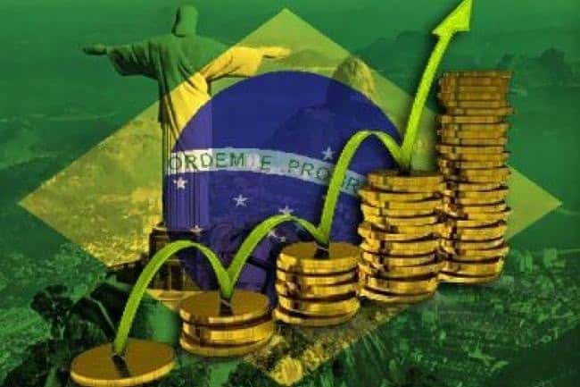 Astride specializes in tax advice for those interested in investing outside Brazil, offering its services digitally.