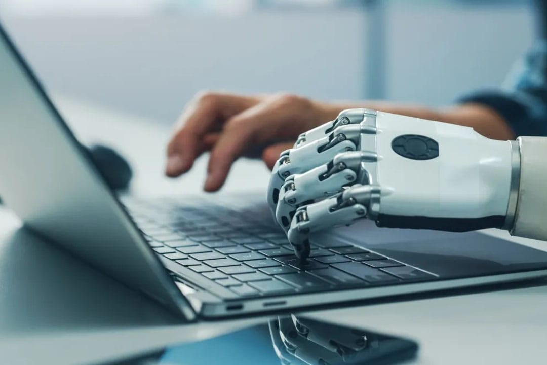 Los empleos relacionados con la inteligencia artificial crecen un 60% en el último año •