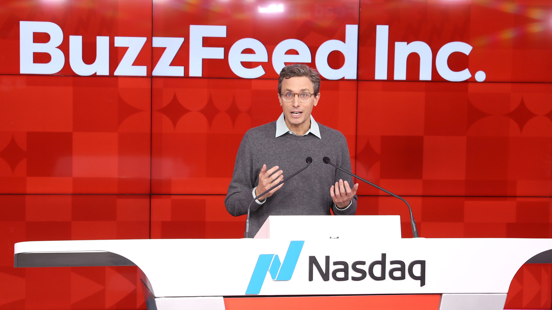Buzzfeed's Financial Struggle Deepens With Complex Networks Sale Falling Short