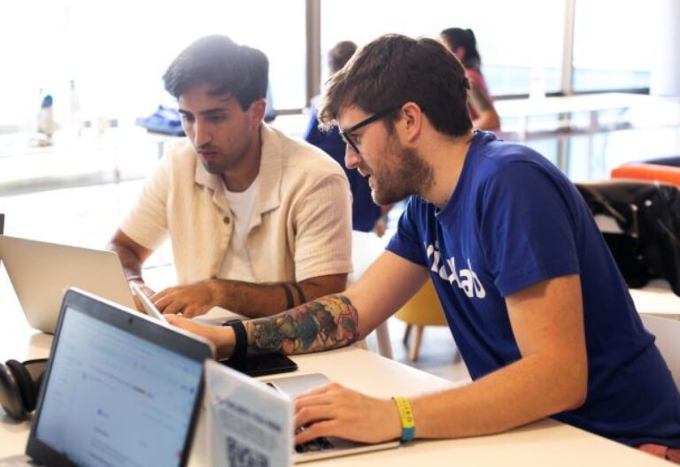 La Startup Uruguaya Viaxlab Aprovecha La Tecnología Para Los Viajes En Grupo Y Se Expande A Europa