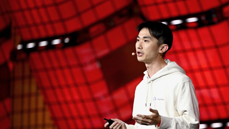 Benchmark Backs Ai Video Startup Heygen At $440 Million Valuation